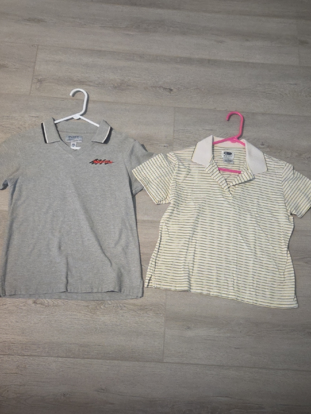 Lot Of 2 Ladies Golf Shirts Size Small